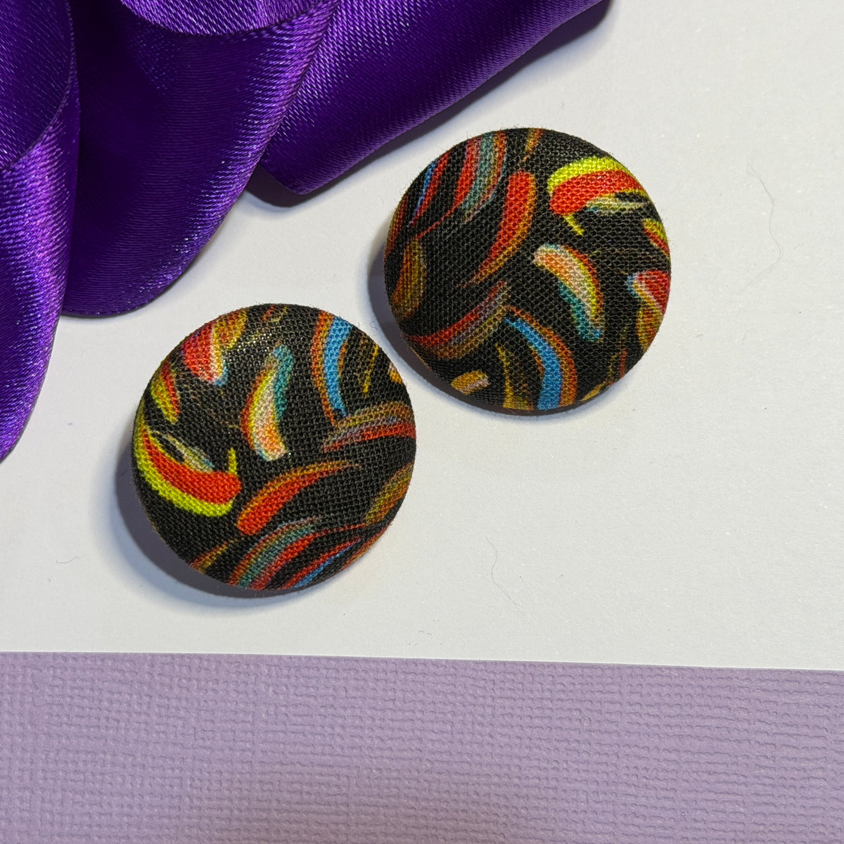 Fabric covered button earrings 27mm