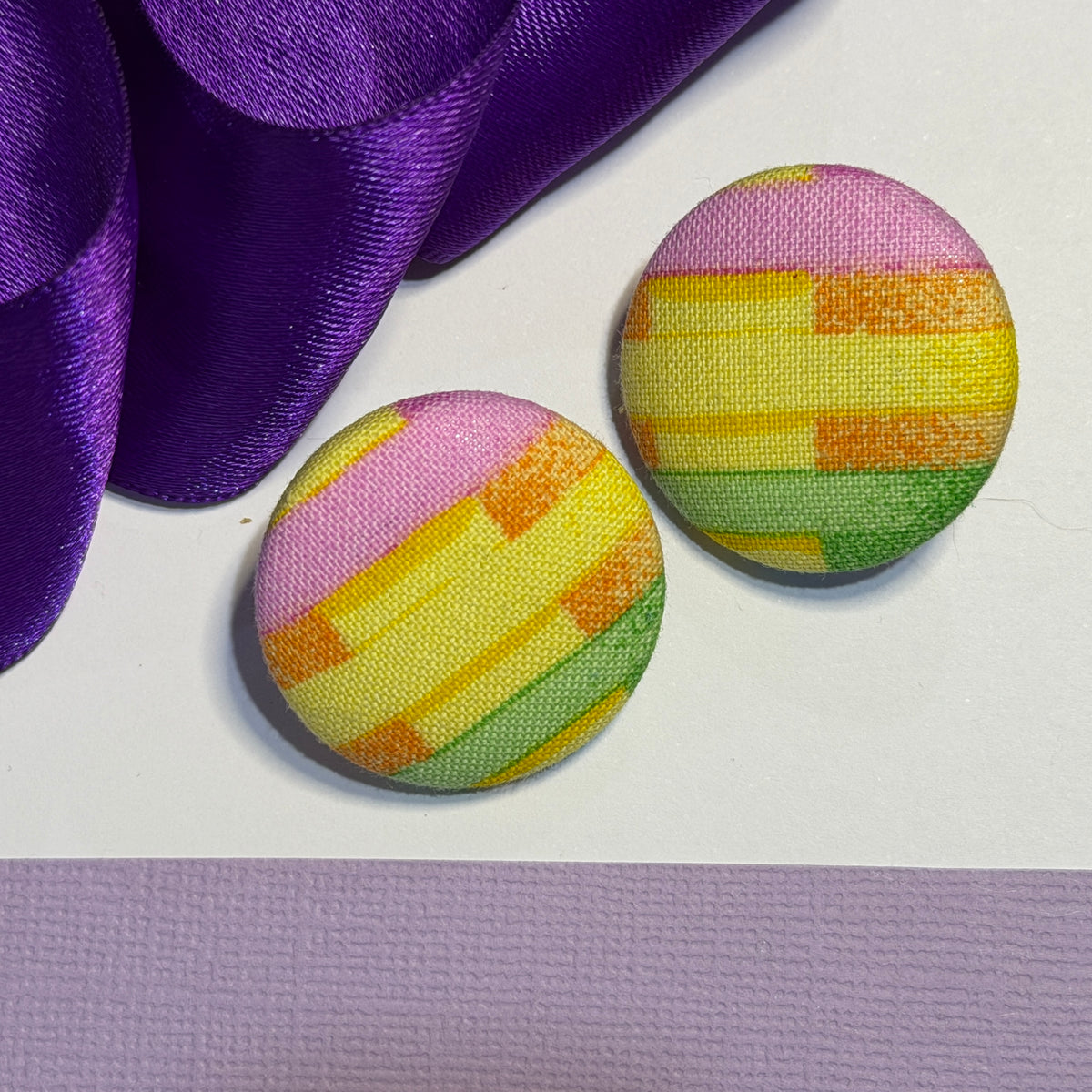 Fabric covered button earrings 27mm