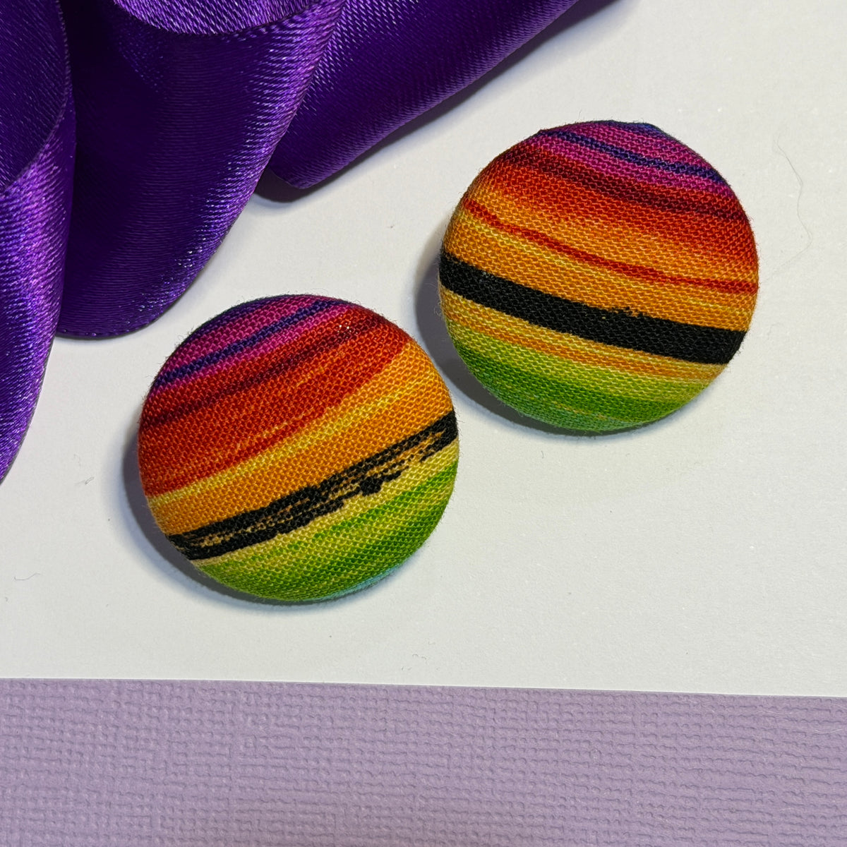 Fabric covered button earrings 27mm