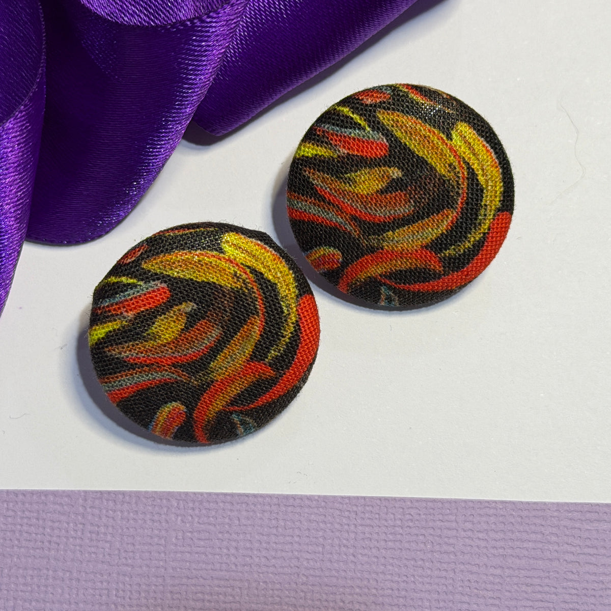 Fabric covered button earrings 27mm