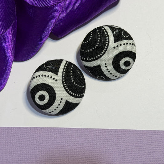 Fabric covered button earrings 27mm