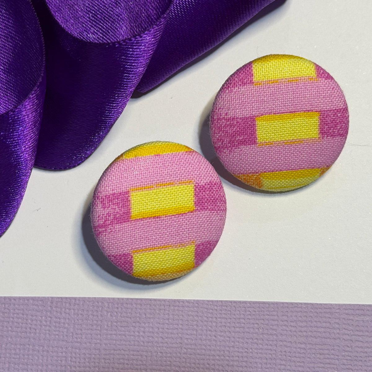 Fabric covered button earrings 27mm